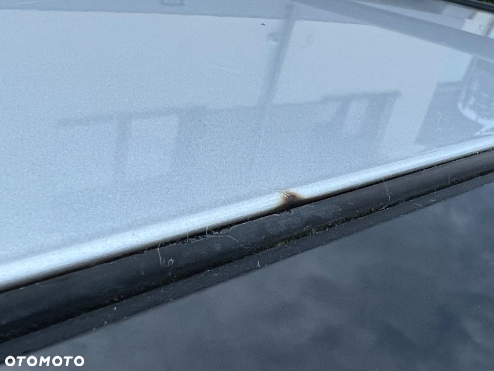 Mercedes-Benz Klasa E - 38