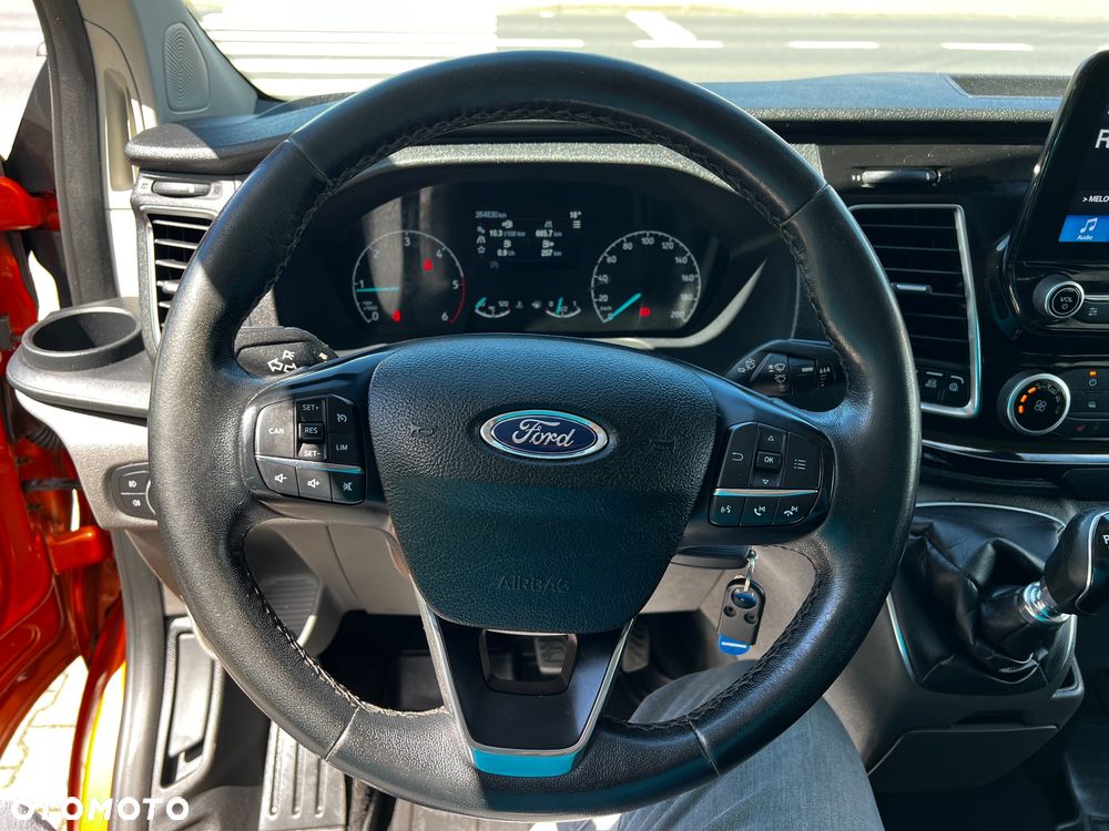 Ford Transit Custom 290 L2H1 Limited - 12