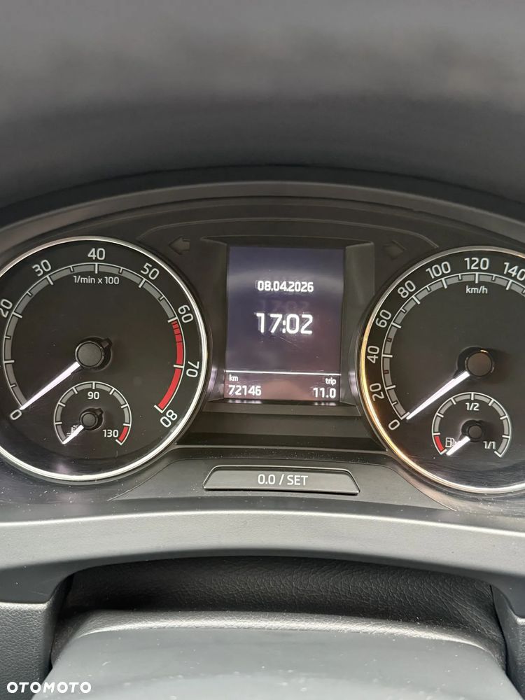 Skoda RAPID 1.4 TSI Style DSG - 14