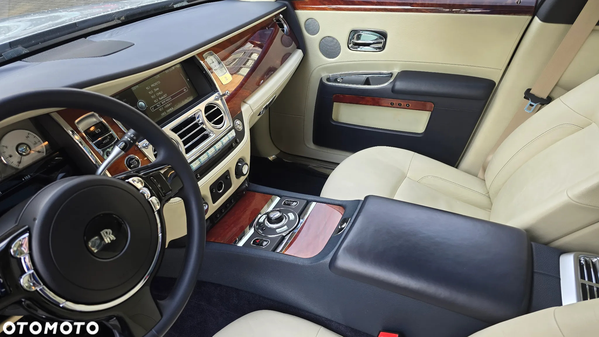 Rolls-Royce Ghost - 7