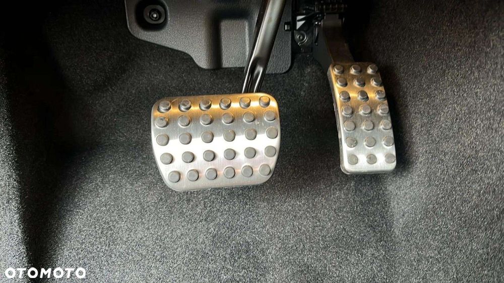 Mercedes-Benz CLA - 14