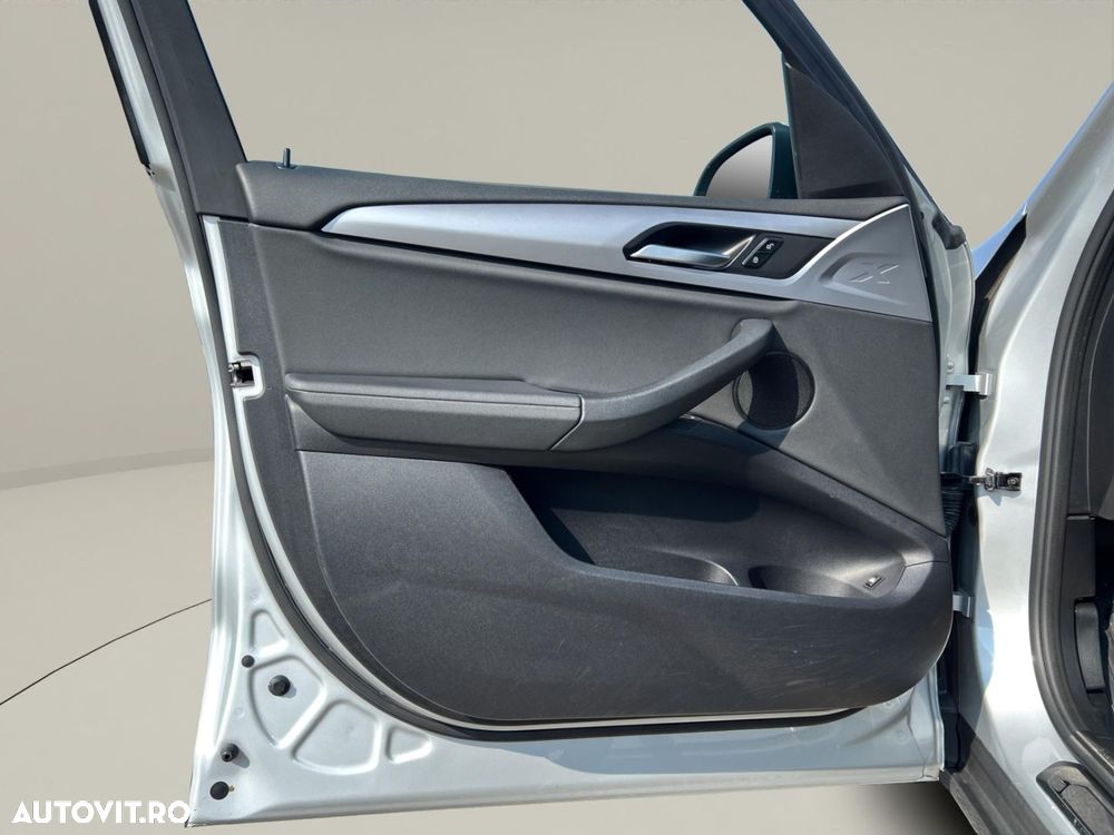 BMW X3 xDrive30e Aut. Advantage - 17