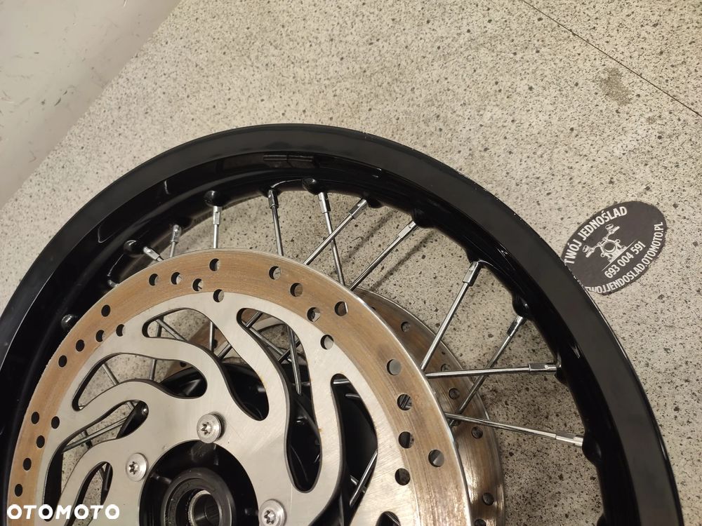 Felga przód, przednia, tarcze hamulcowe Triumph Boneville T120 - 14
