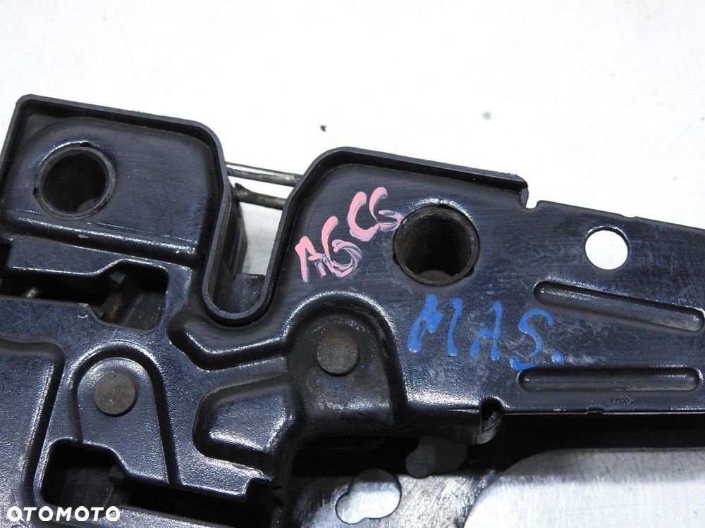 ZAMEK MASKI AUDI A6 C6 - 3