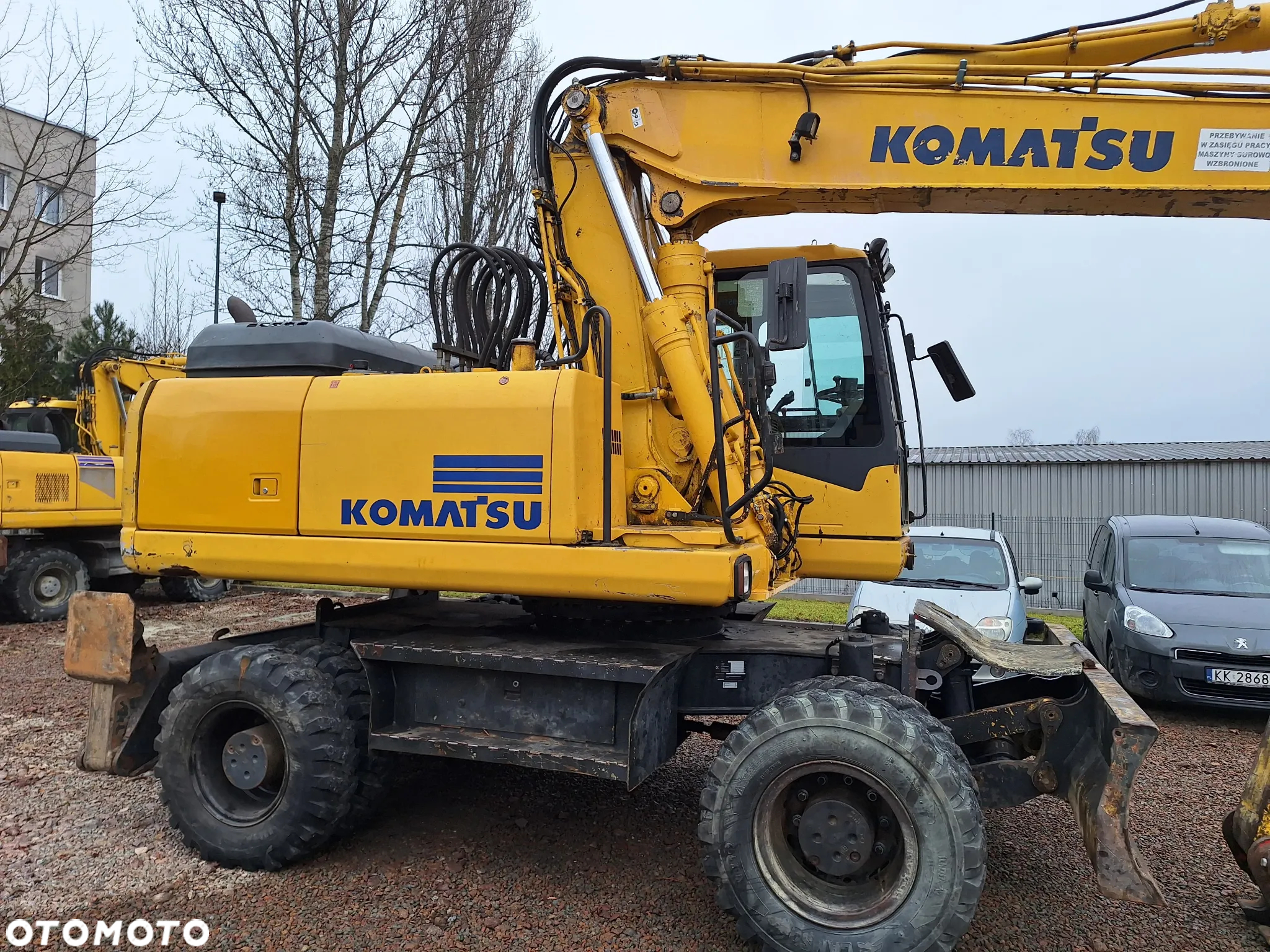 Komatsu PW 220 - 7E0 - 5