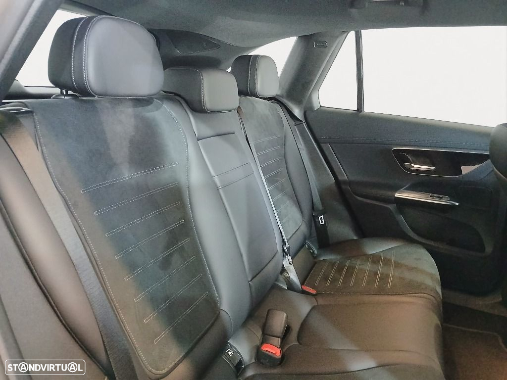 Mercedes-Benz GLC 300 - 14