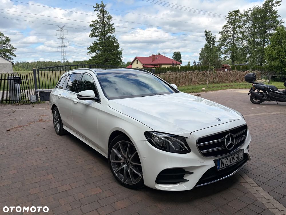 Mercedes-Benz Klasa E 220 d 4-Matic - 5