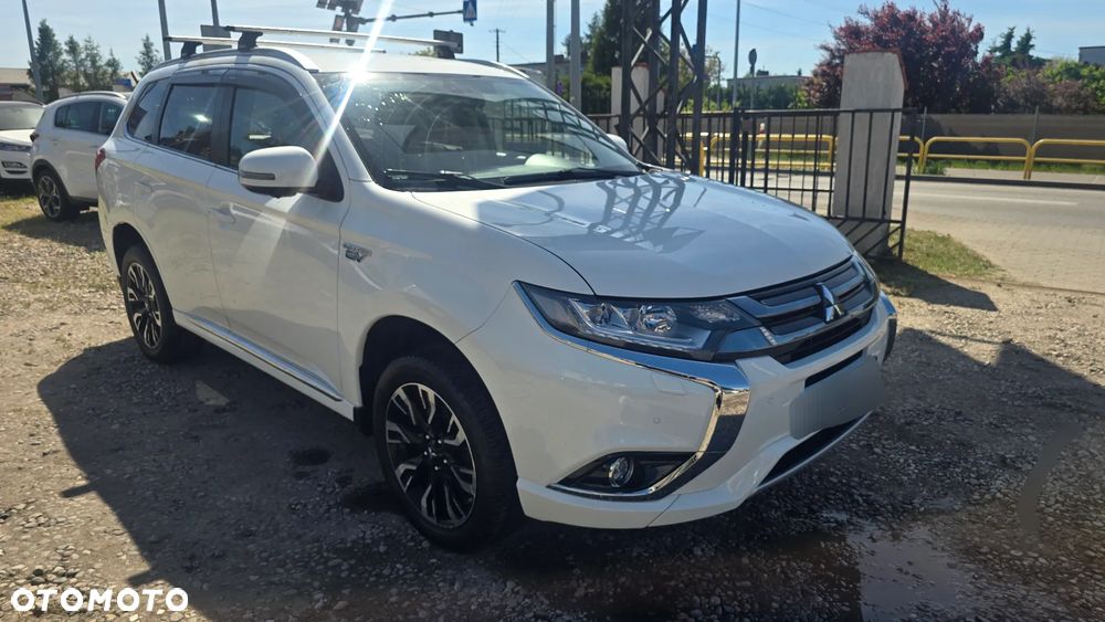 Mitsubishi Outlander 2.0 4WD - 4