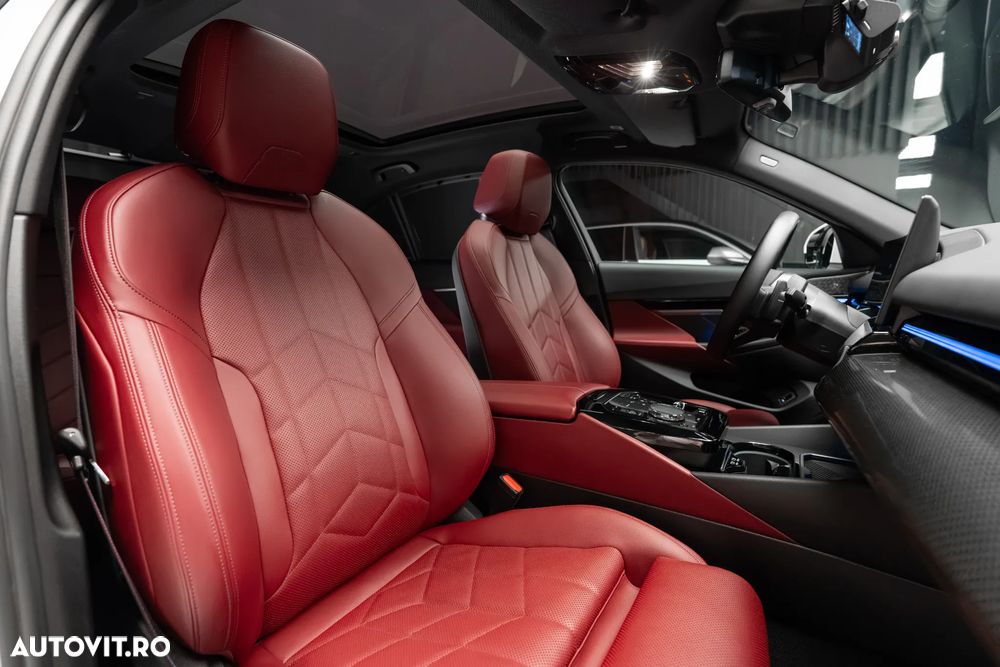 BMW Seria 5 520i AT MHEV - 36