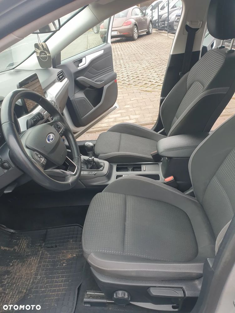 Ford Focus SW 1.5 EcoBlue SCR Titanium - 15
