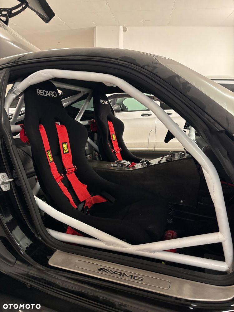 Mercedes-Benz AMG GT - 10