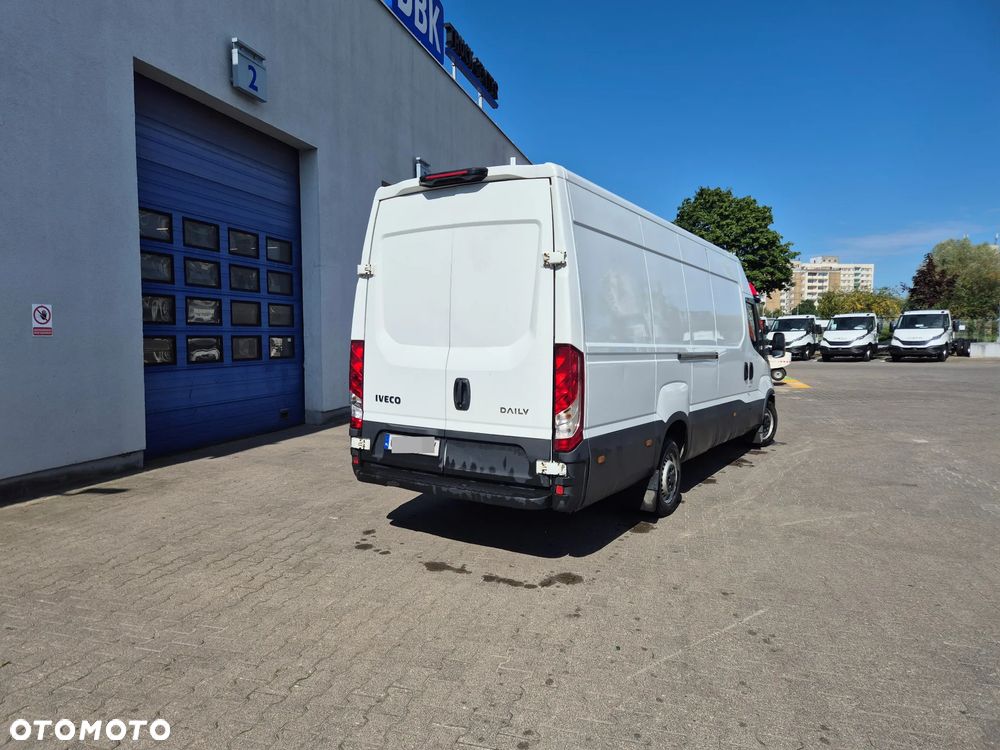 Iveco 35S16V (32724) - 9