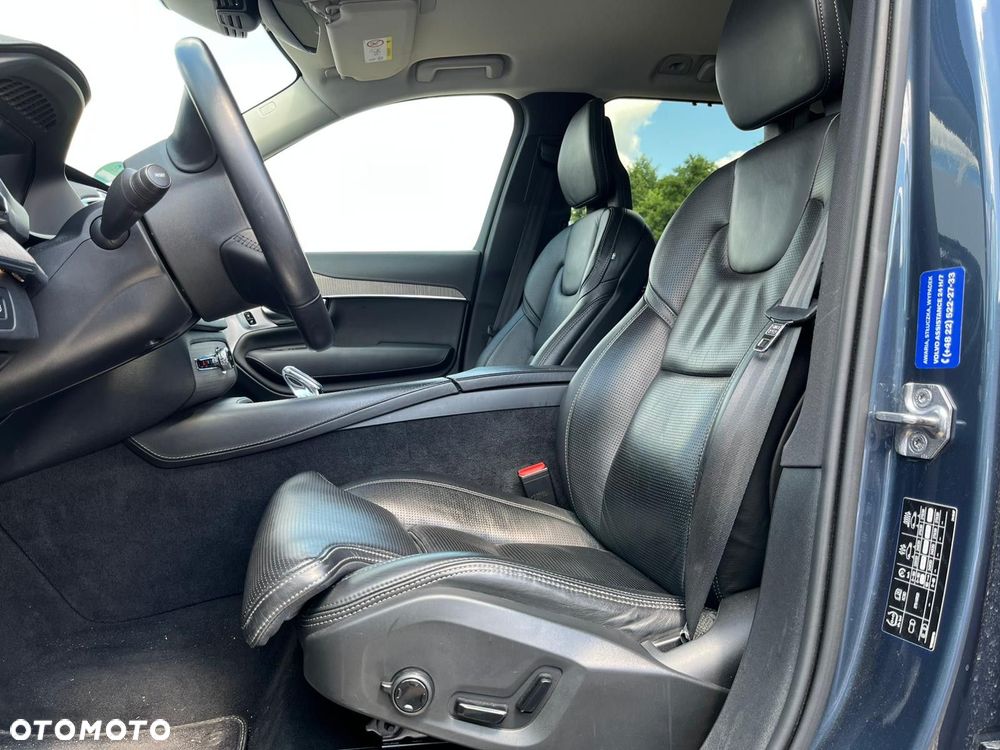 Volvo XC 90 - 14