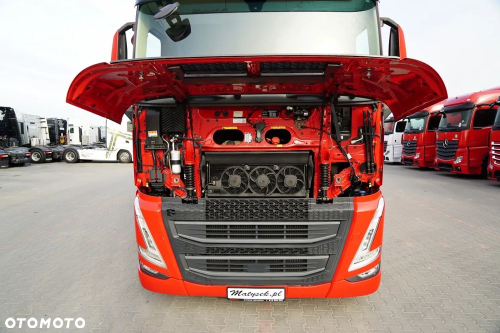 Volvo FH 460 / ZESTAW TANDEM / 120 M3 / PRZEJAZDOWY / I-SAVE / KLIMA POSTOJOWA  / OŚ PODNOSZONA I SKRĘTNA  / 2021 ROK / - 36