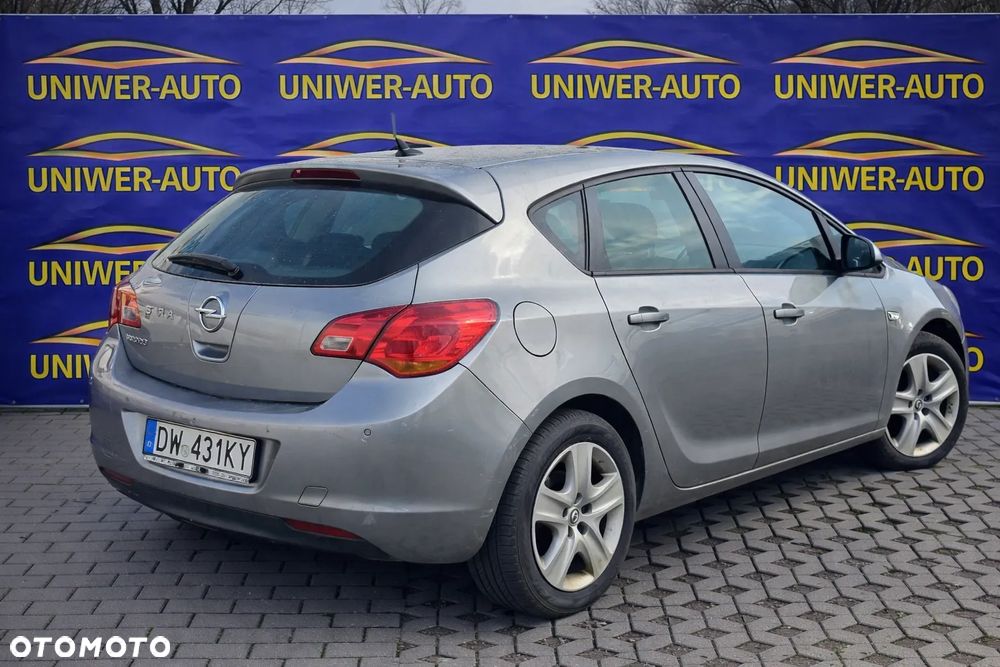 Opel Astra 1.7 CDTI - 2