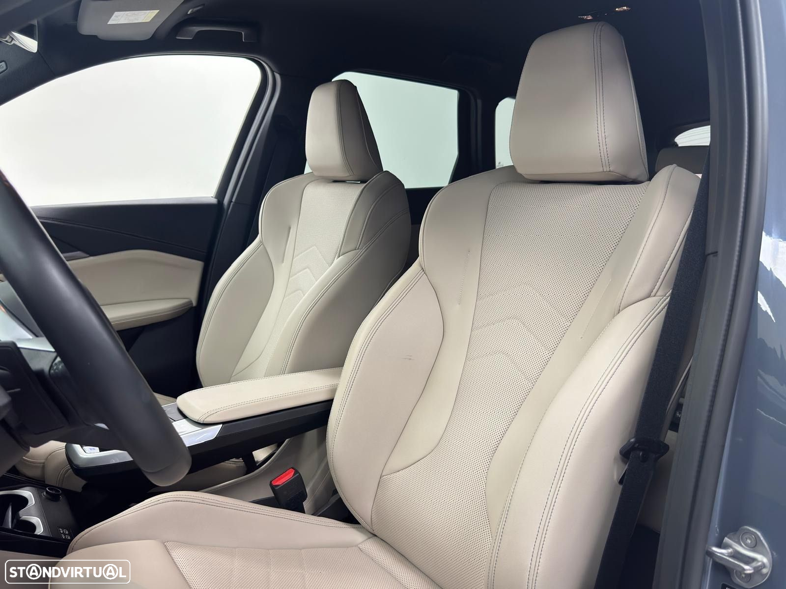 BMW iX1 eDrive20 Pack Desportivo M - 4