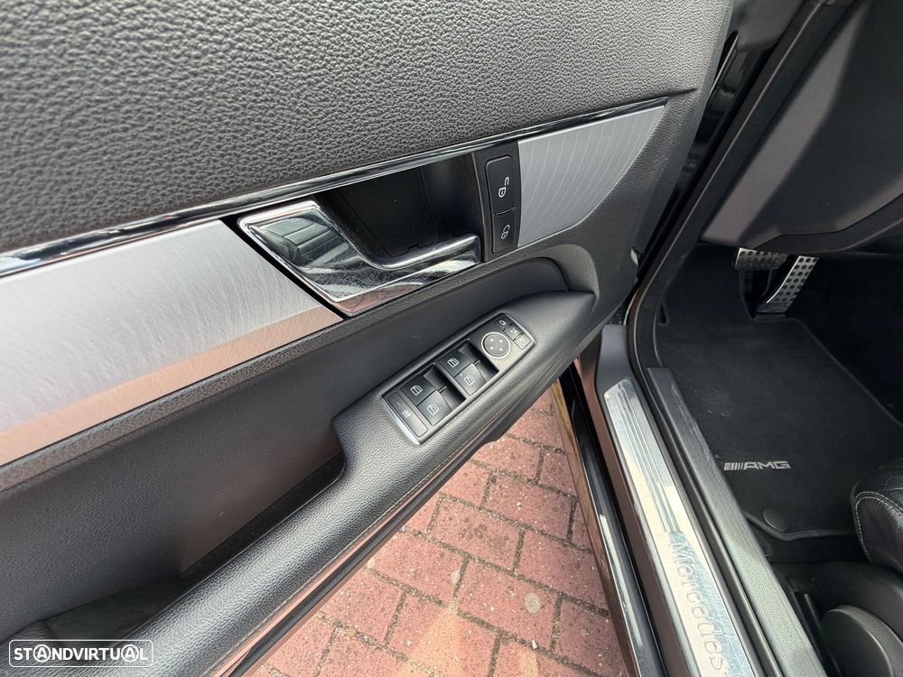 Mercedes-Benz E 250 - 28