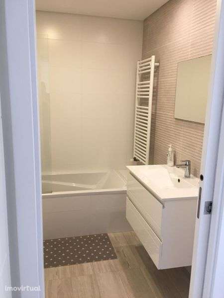 Apartamento T1  para arrendamento em Leiria - Grande imagem: 3/10