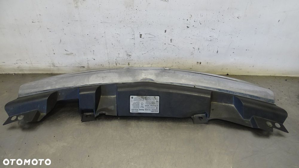 GRILL ATRAPA OPEL ZAFIRA B 1.9CDTI - 5