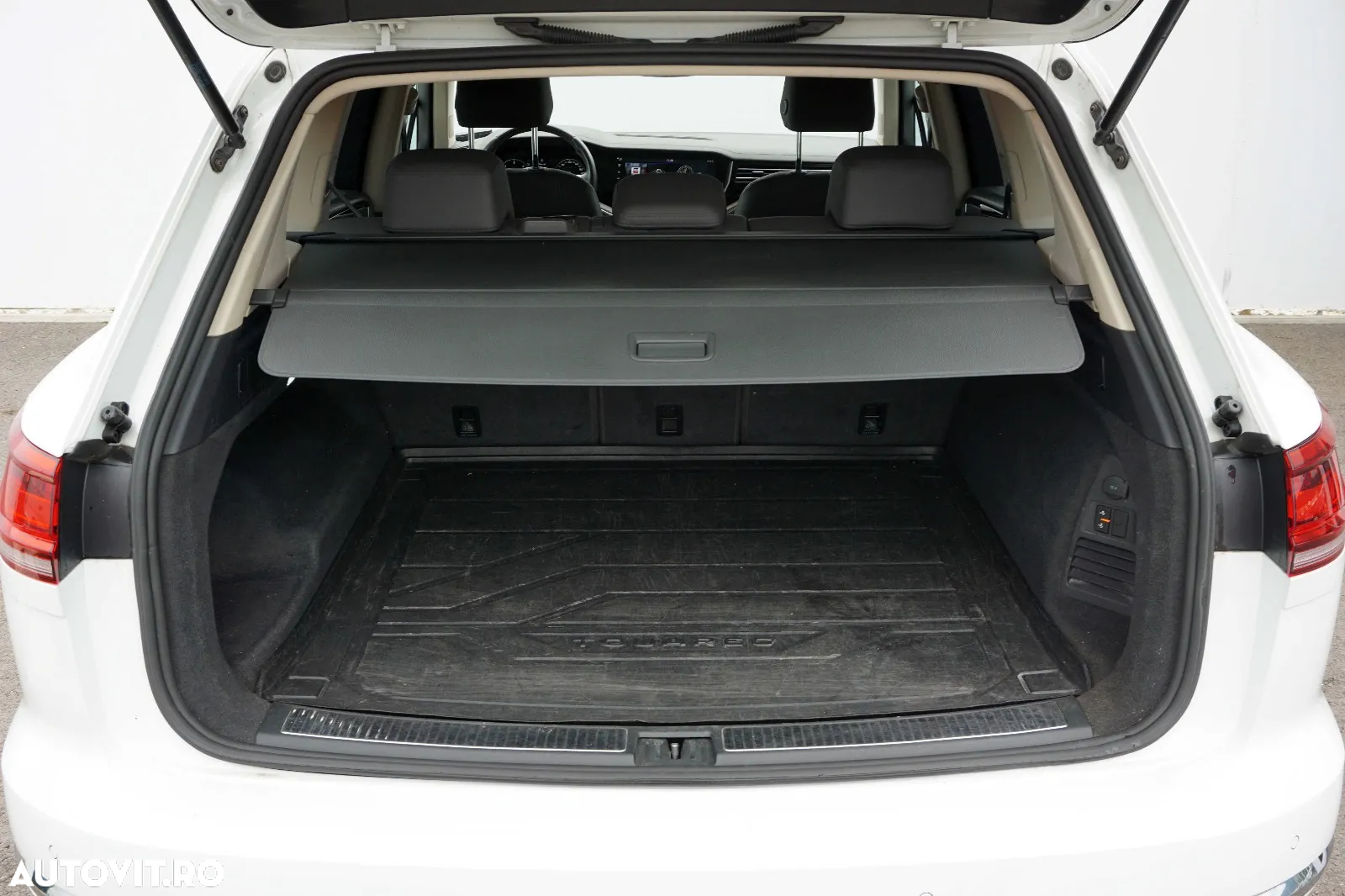 Volkswagen Touareg V6 TDI Elegance - 22