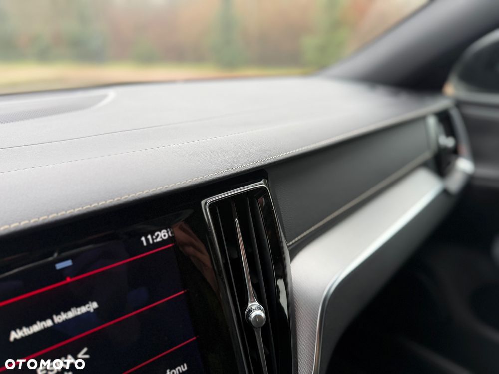 Volvo V60 B4 B Geartronic RDesign - 37