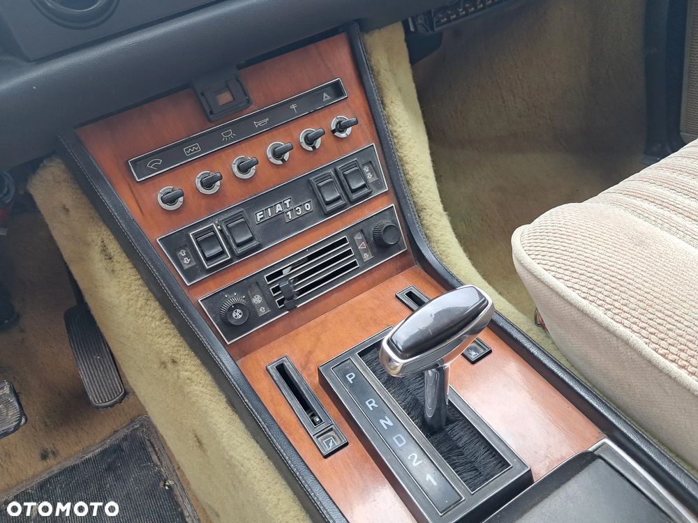 Fiat 130 - 19
