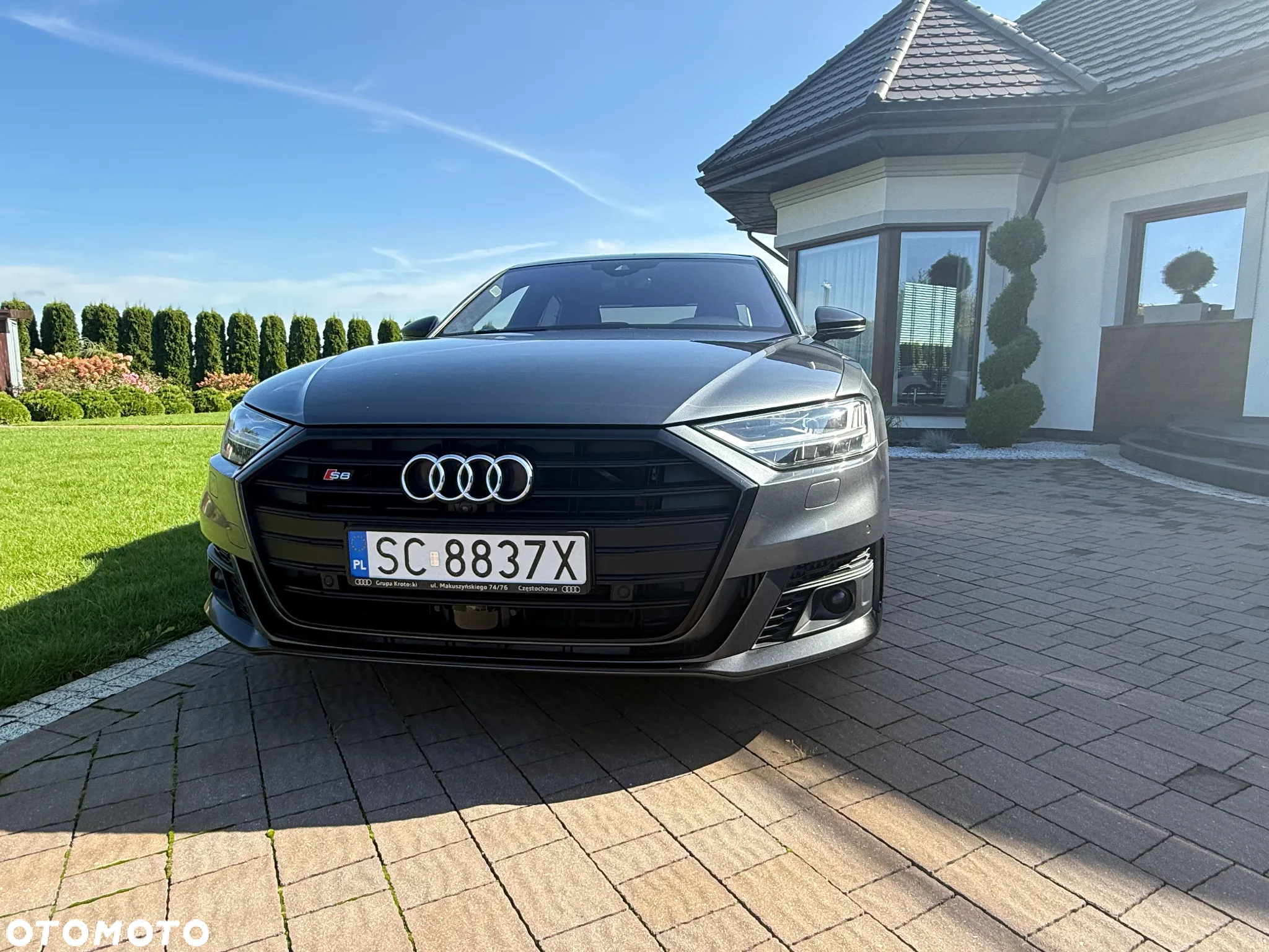 Audi A8 - 4