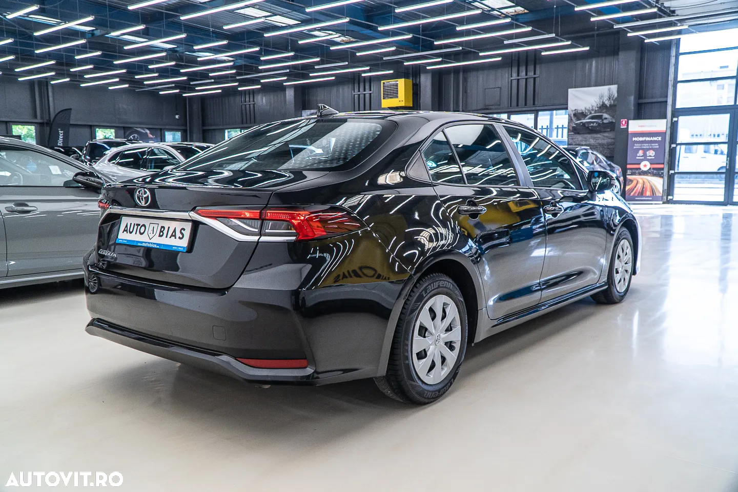 Toyota Corolla Sedan 1.6 Business - 7