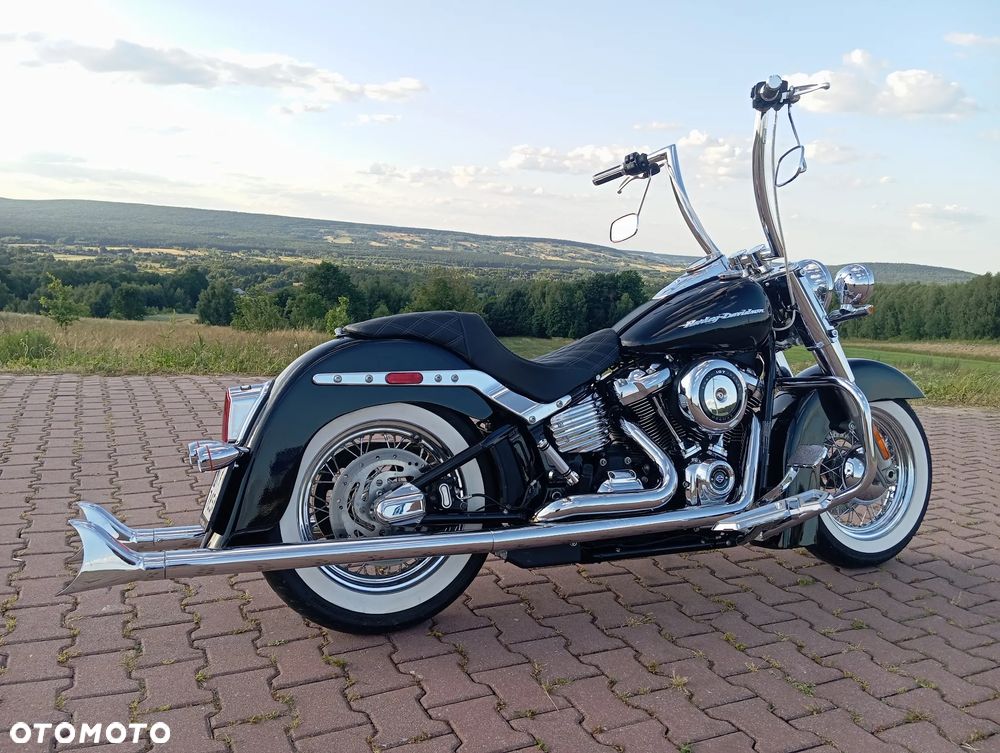 Harley-Davidson Softail Deluxe - 3