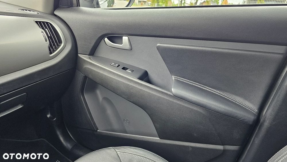 Kia Sportage 2.0 CRDI 2WD Spirit - 14