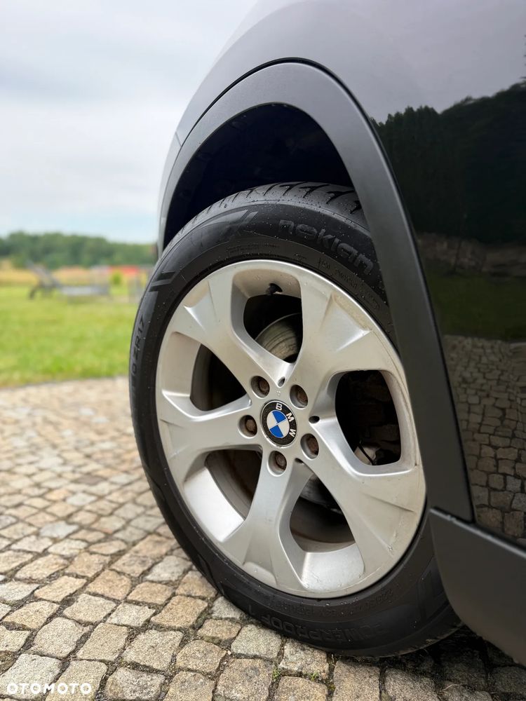 BMW X1 xDrive20d Sport Line - 13