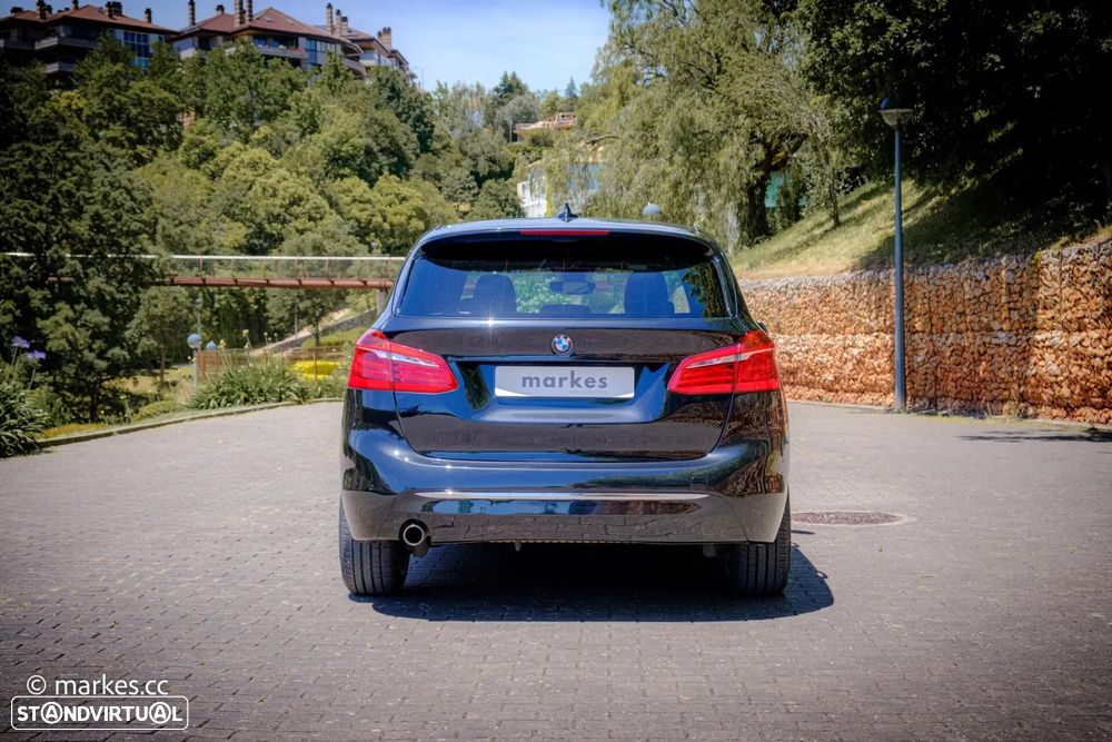 BMW 218 Active Tourer d Line Luxury Auto - 6