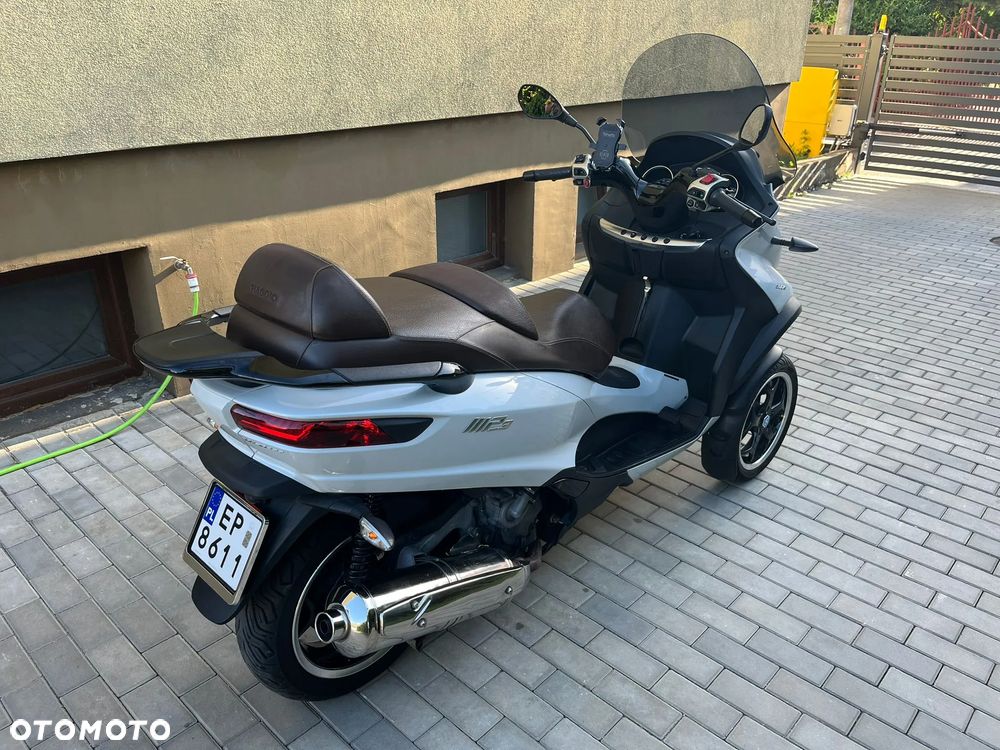 Piaggio MP-3 - 5