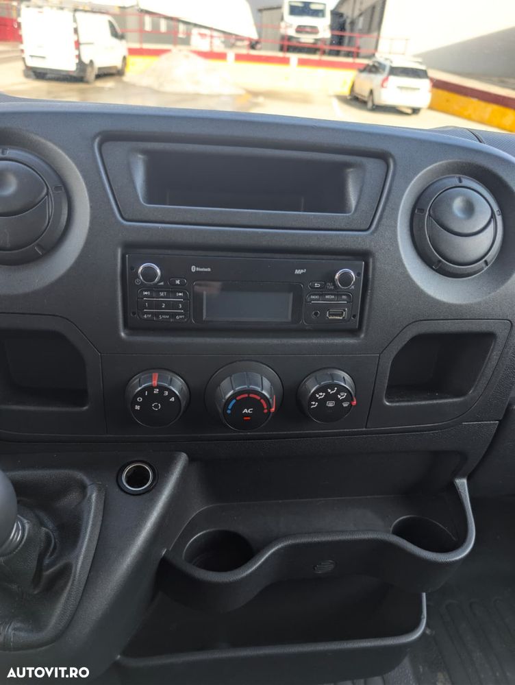 Renault Master - 11