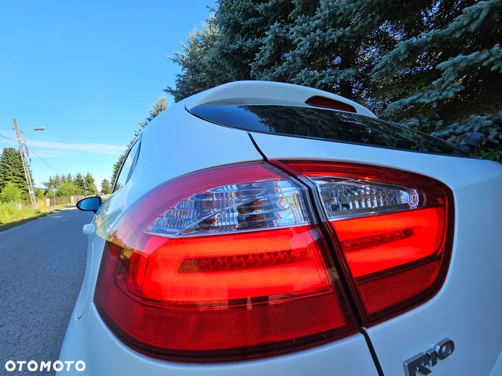 Kia Rio 1.2 Business Line - 8