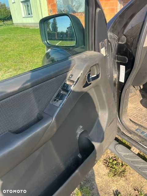 Nissan Navara - 5
