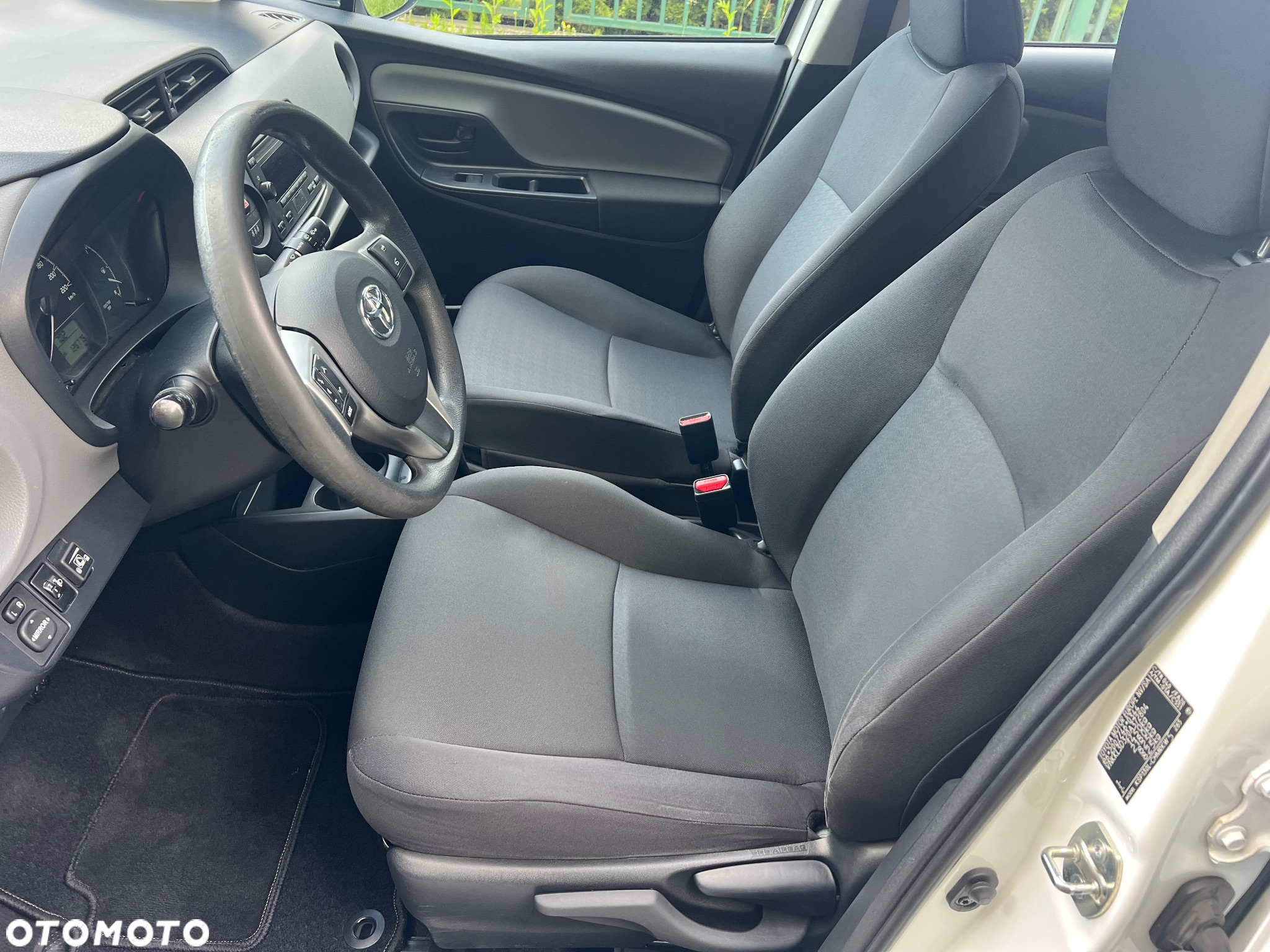 Toyota Yaris 1.0 Active - 15