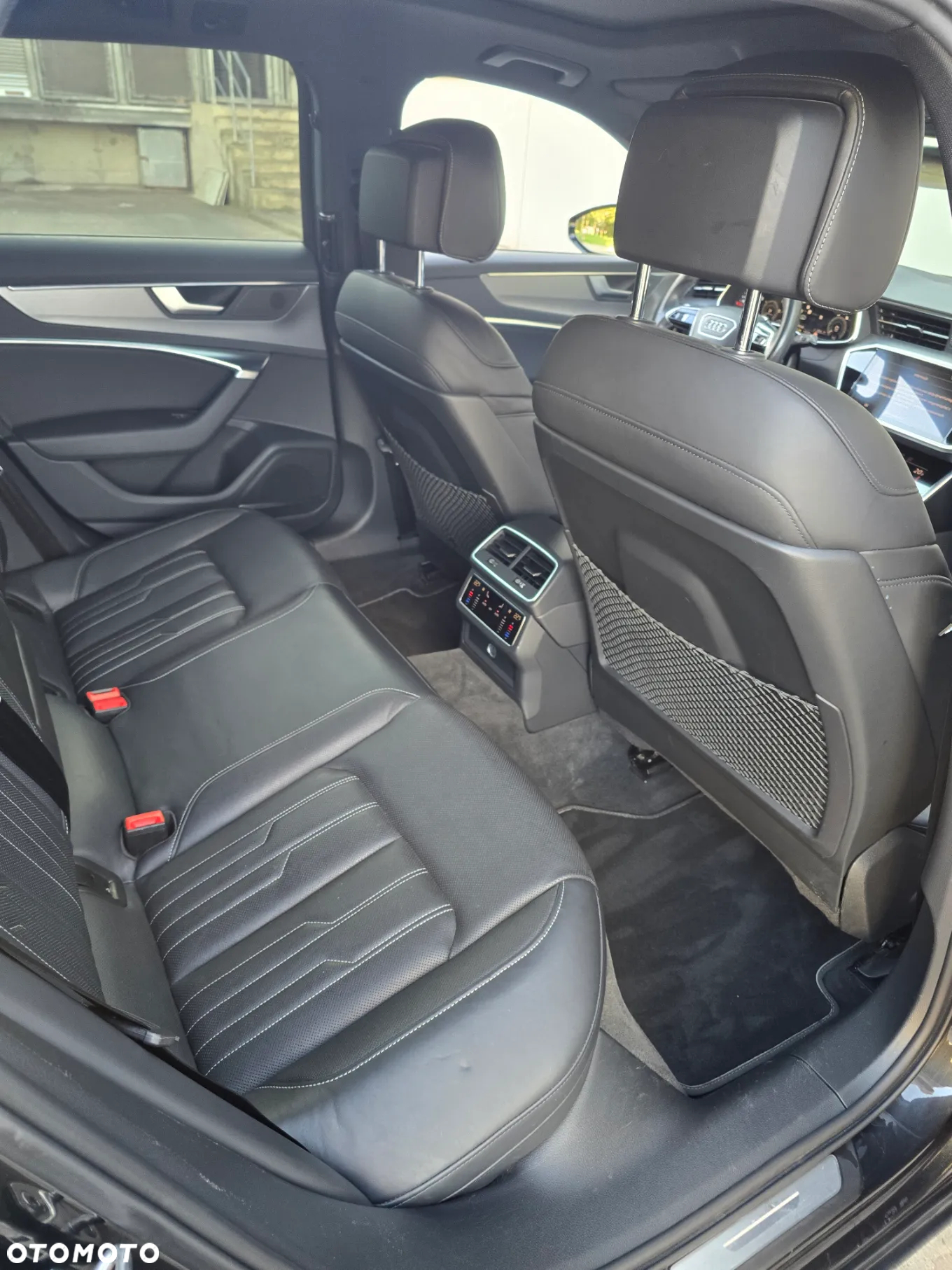 Audi A6 Avant - 14