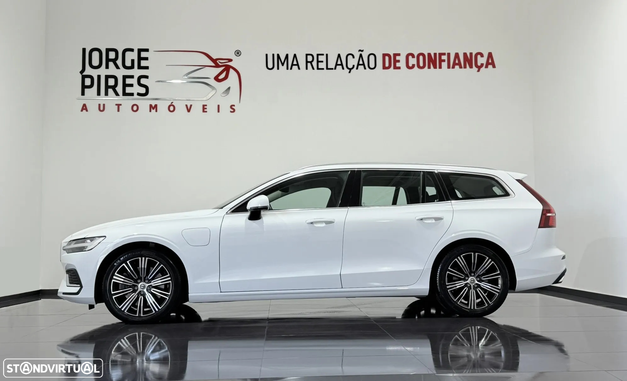 Volvo V60 2.0 T6 AWD TE Inscription Expression - 16