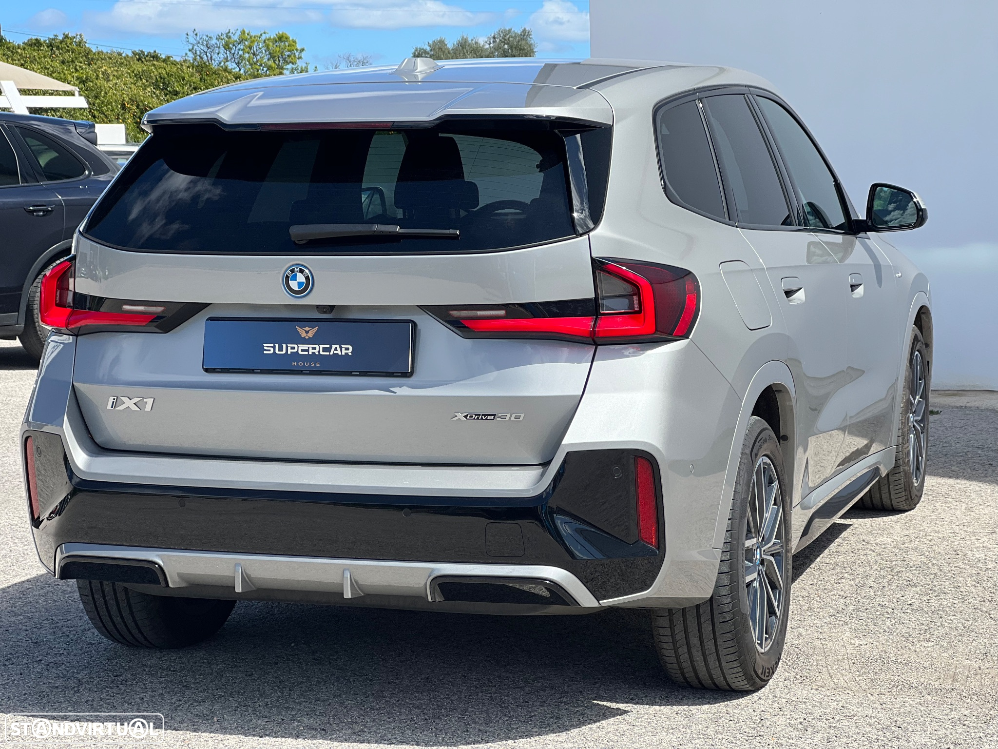 BMW iX1 xDrive30 M Sport Pack - 30