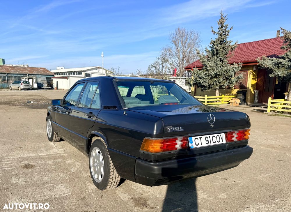 Mercedes-Benz W201 - 4