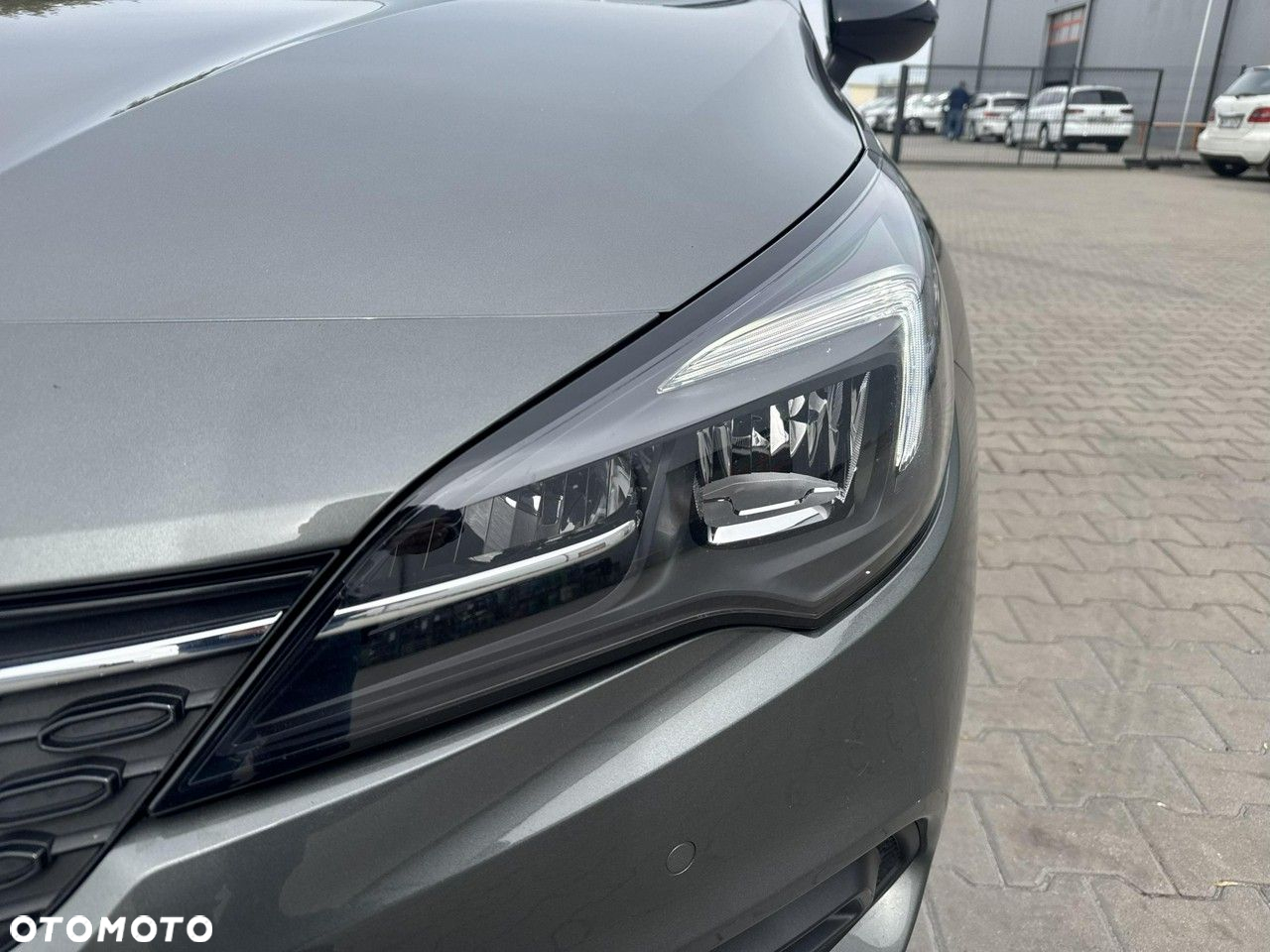 Opel Astra V 1.4 T Edition S&S - 9
