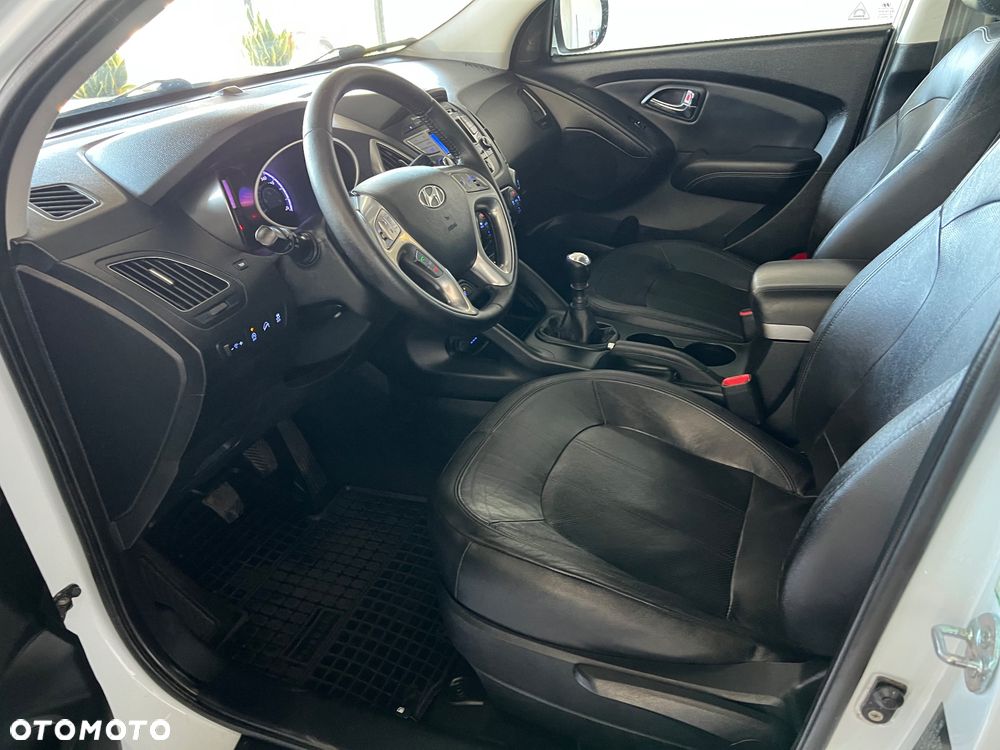 Hyundai ix35 - 11