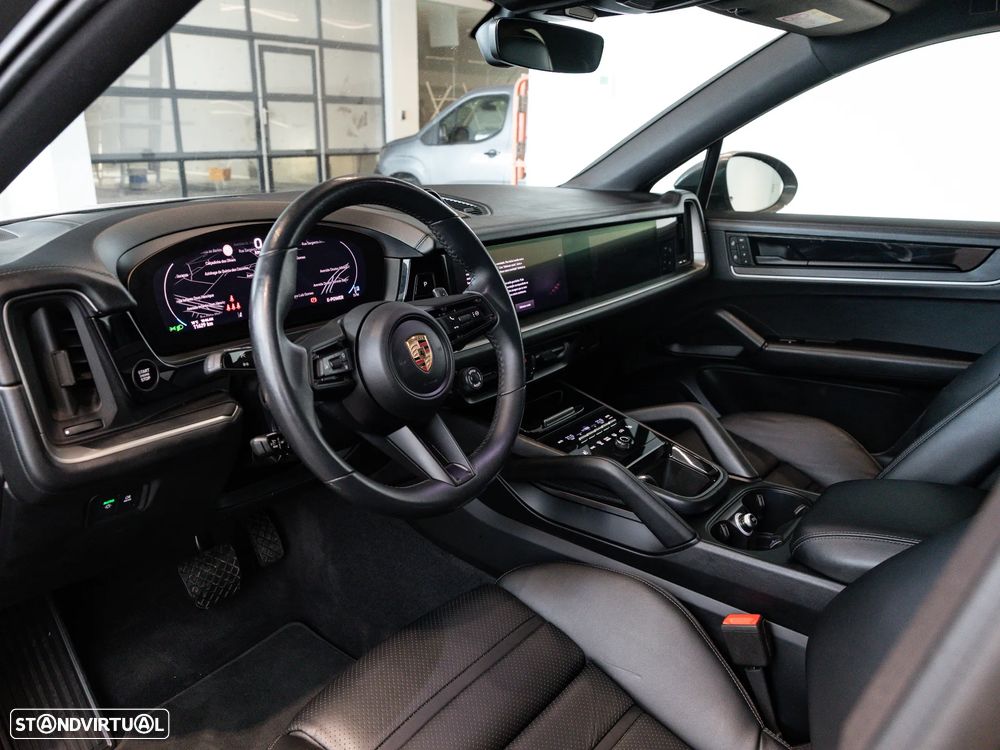 Porsche Cayenne Coupé E-Hybrid - 21