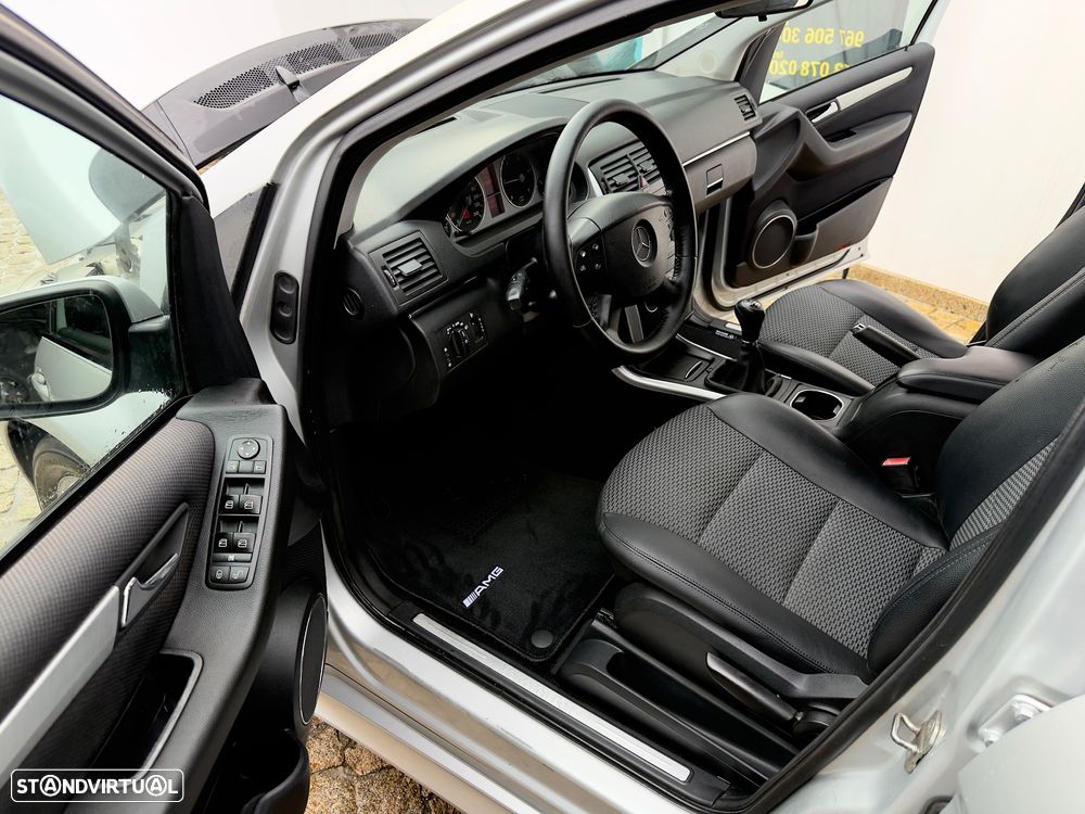 Mercedes-Benz B 180 CDI - 33