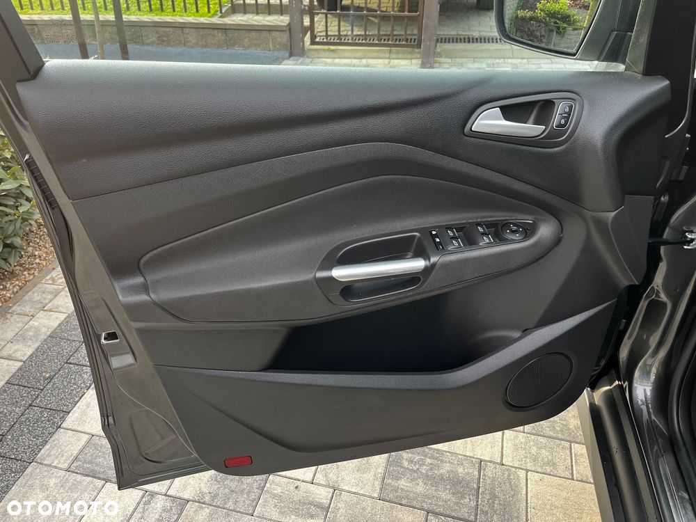 Ford C-MAX 2.0 TDCi Start-Stop-System Titanium - 16