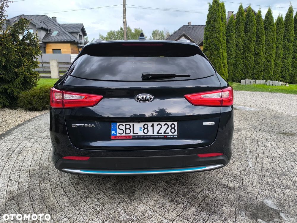 Kia Optima Plug-in Hybrid - 13