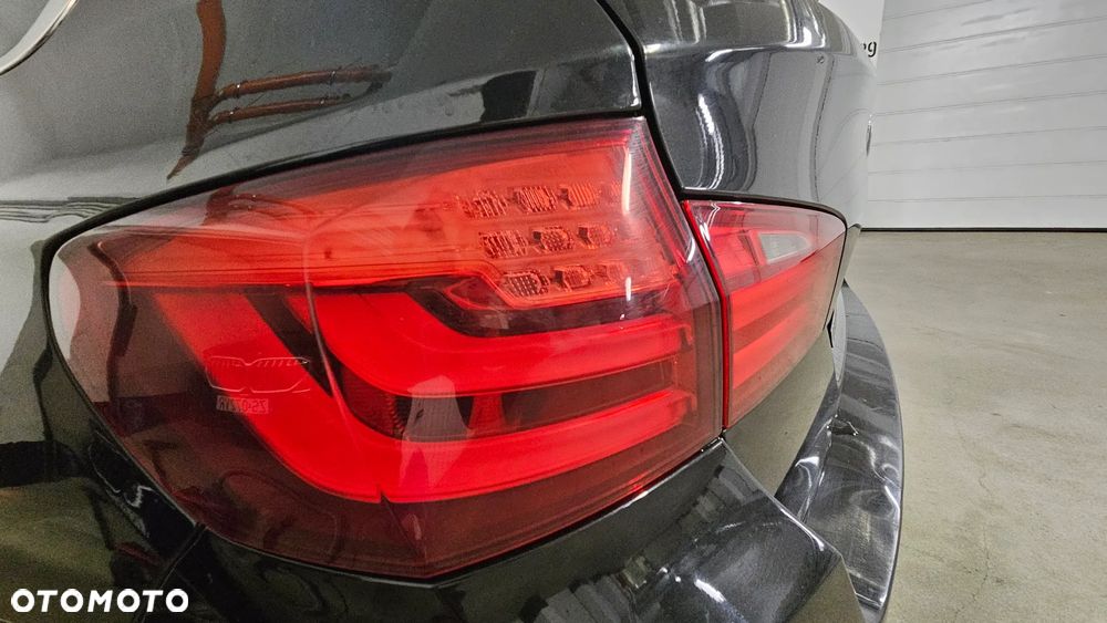 BMW Seria 5 520d - 11