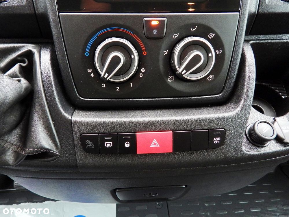 Citroën JUMPER  FURGON BRYGADÓWKA  7 MIEJSC TEMPOMAT LEDY KLIMATYZACJA  165KM - 35