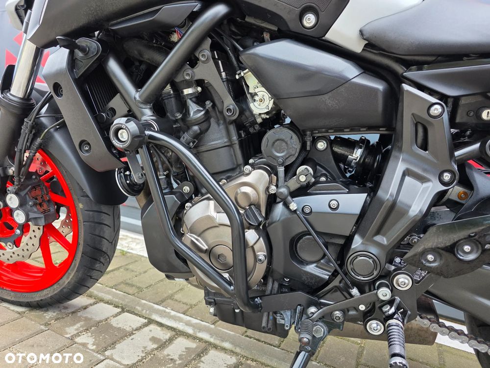 Yamaha MT - 12